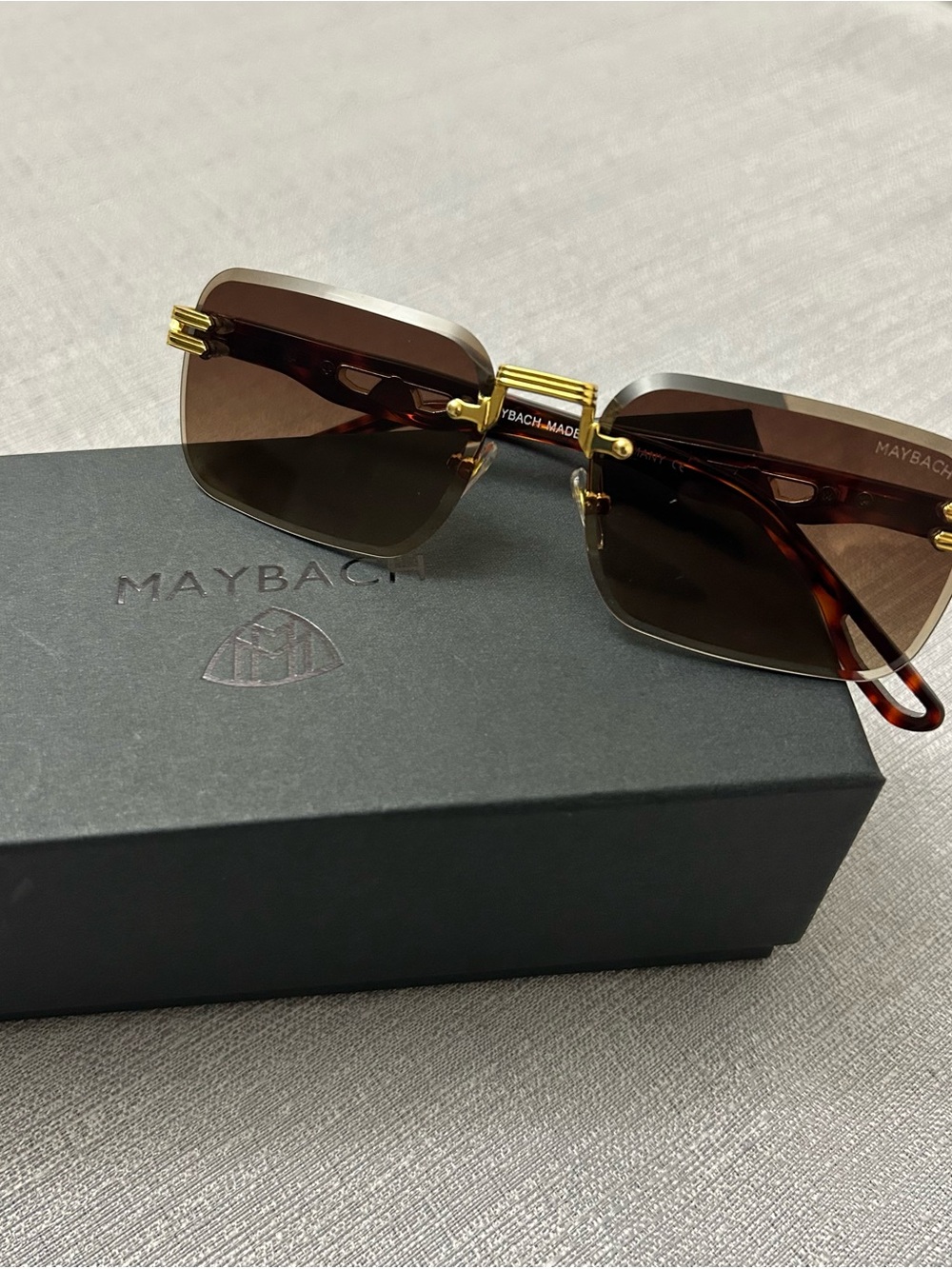 Men’s Brown Tortoiseshell Sunglasses - Luxury Aviator Style